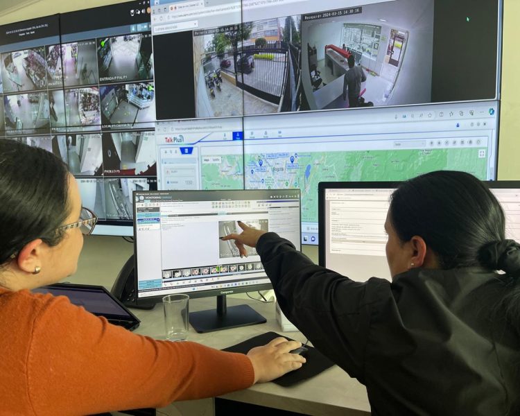 Central de monitoreo y SOC de Security & Co Bogotá